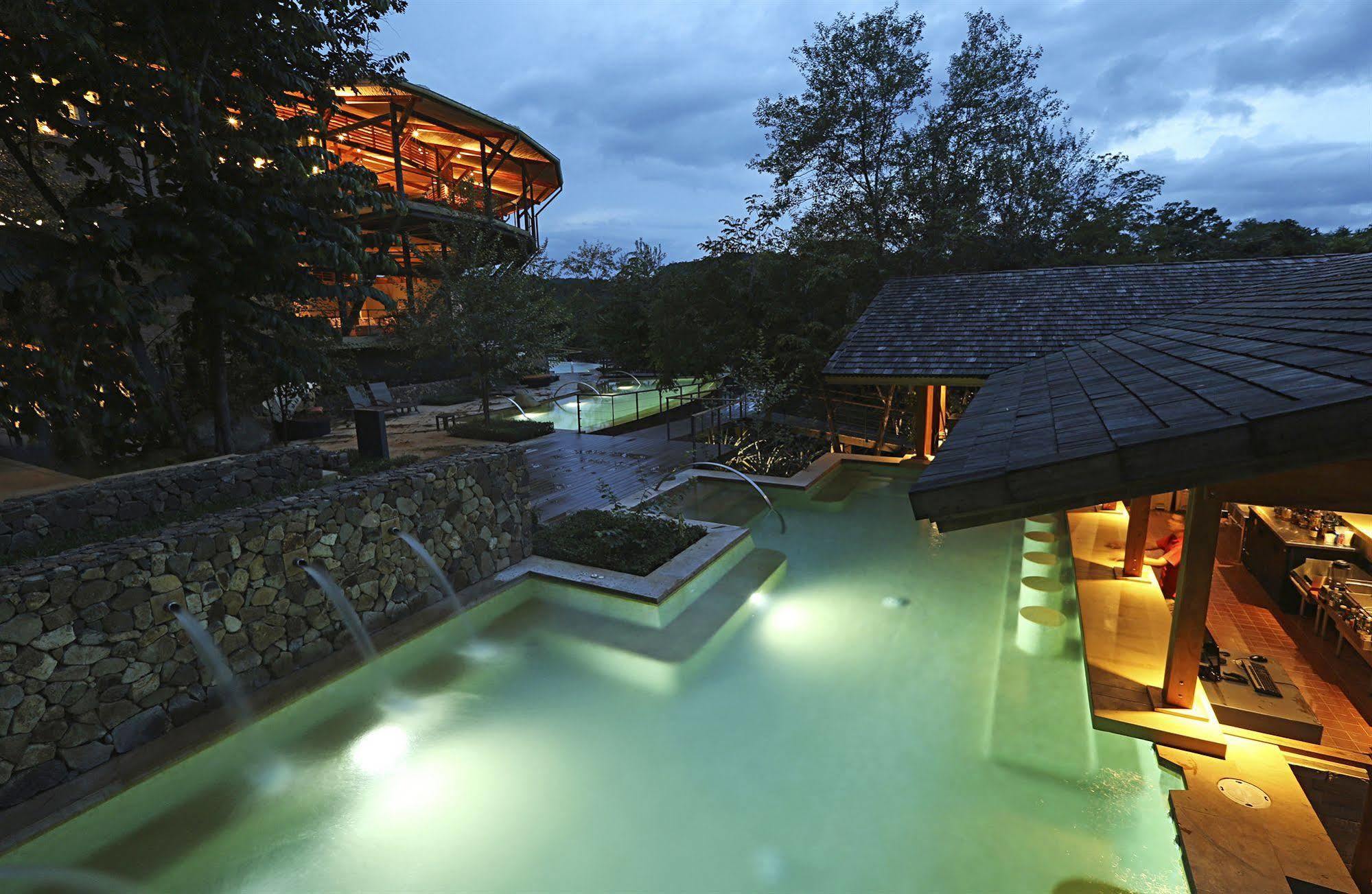 Rio Perdido Hotel & Thermal River Fortuna Exterior photo